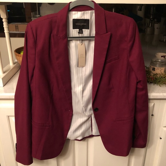 Banana Republic Factory Jackets & Blazers - Banana Republic Burgundy Women’s Blazer